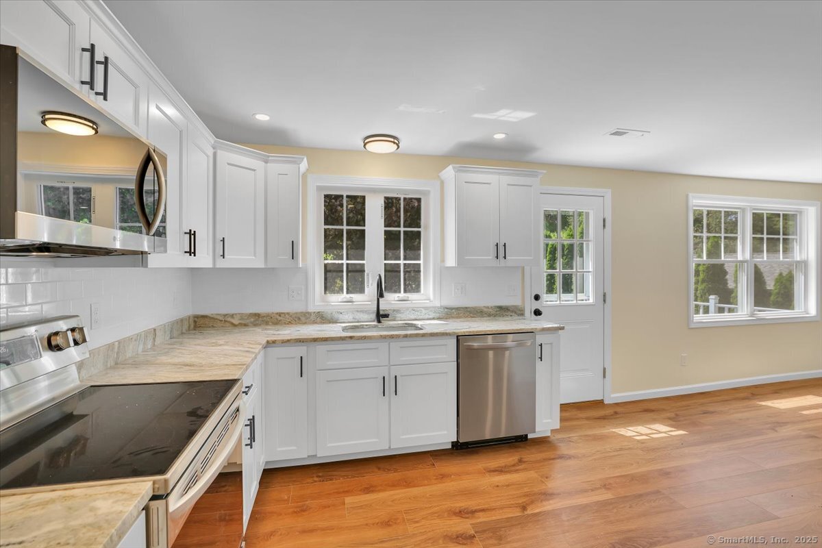14 Bent Road, Windsor, Connecticut image 11