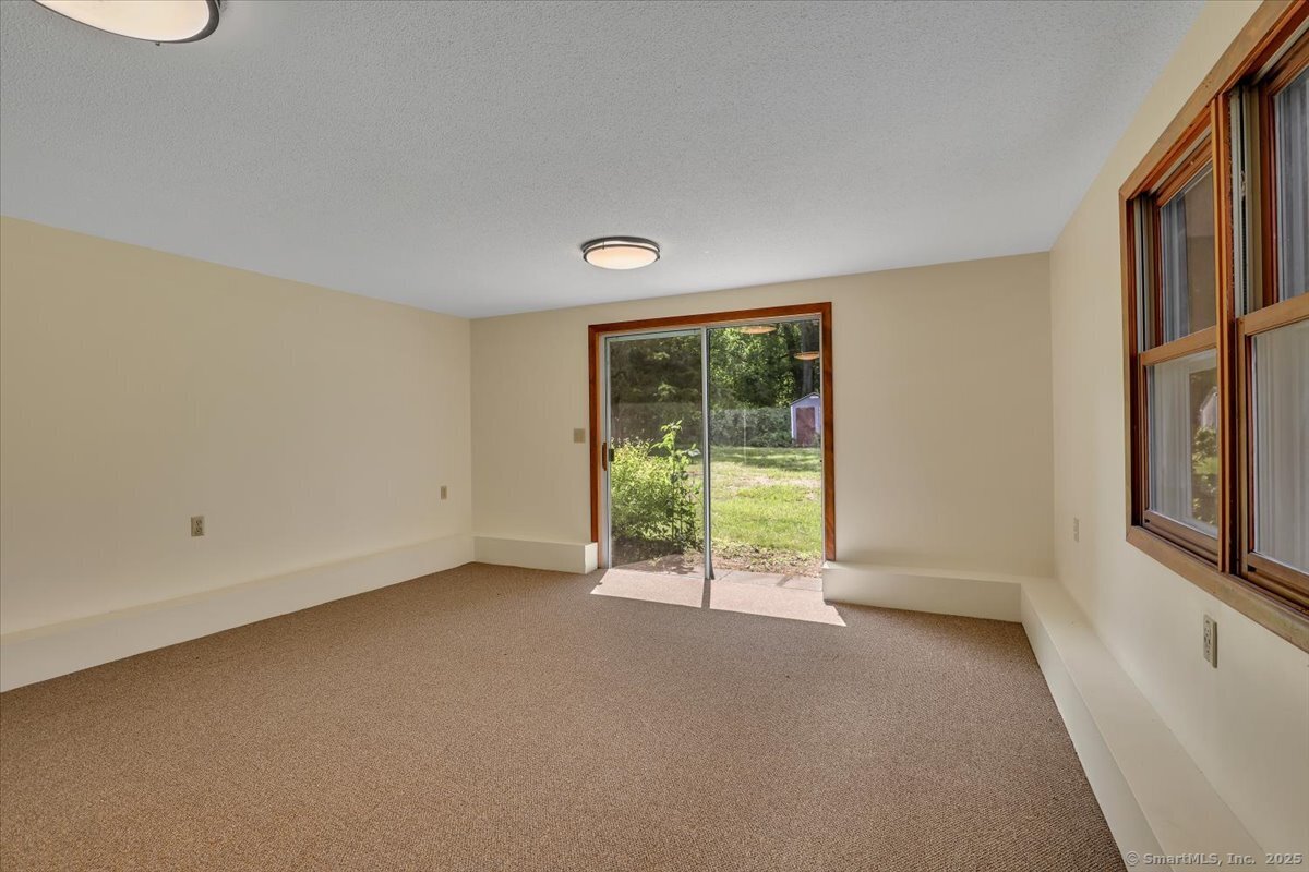 14 Bent Road, Windsor, Connecticut image 32