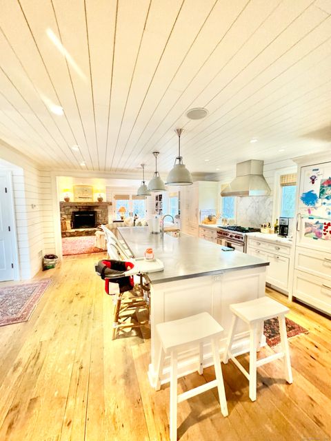 Tiny photo for 9 Barclay Court, Norwalk, CT 06853 (MLS # 24144596)