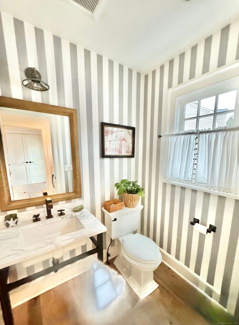 Tiny photo for 9 Barclay Court, Norwalk, CT 06853 (MLS # 24144596)