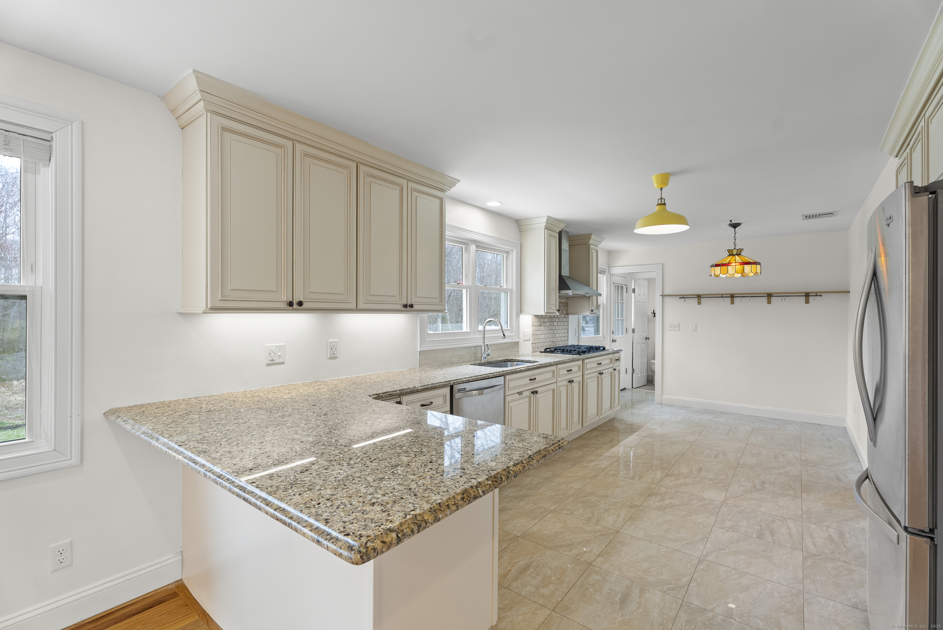 116 Kohary Drive, New Haven, Connecticut image 13