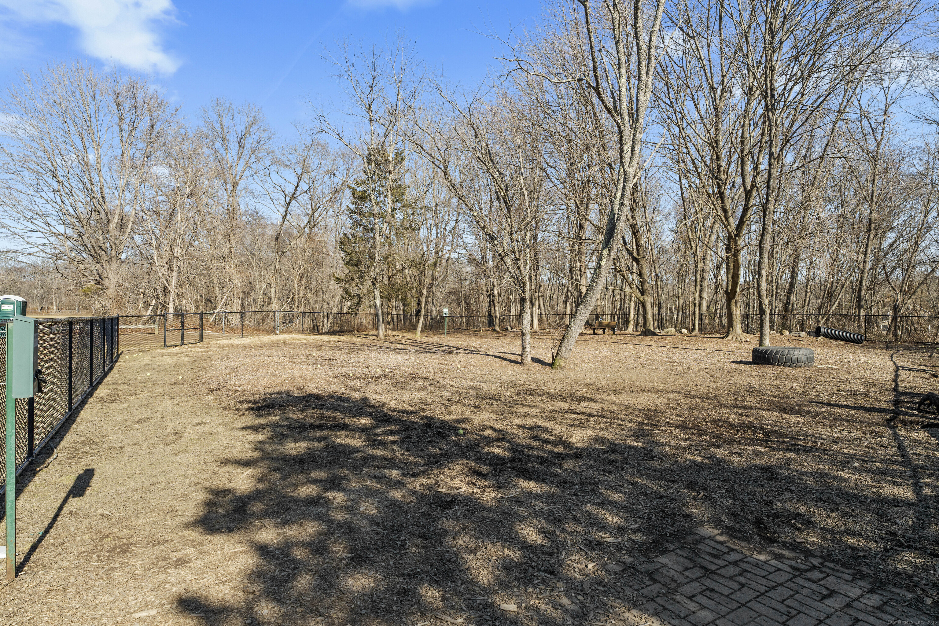 282 Valley Shore Drive, Guilford, Connecticut image 28