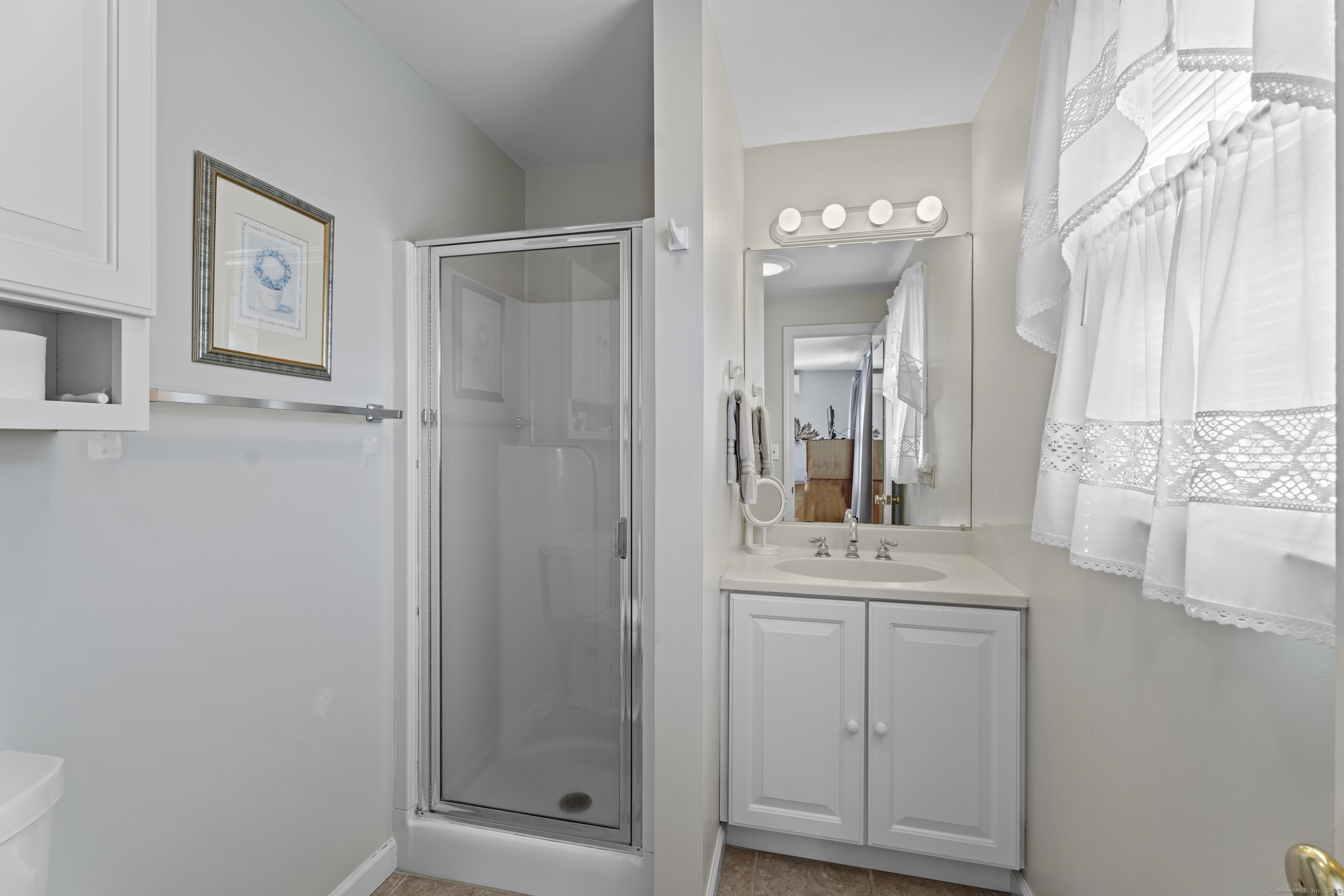 282 Valley Shore Drive, Guilford, Connecticut image 24