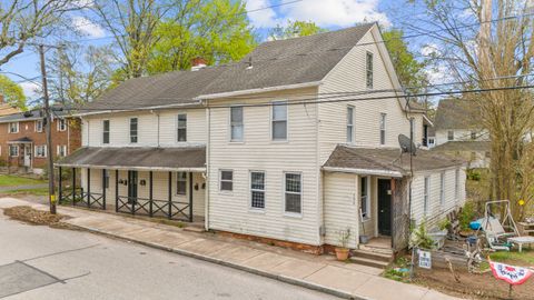 Photo of 106 Birch Street, Manchester, CT 06040 (MLS # 24131686)