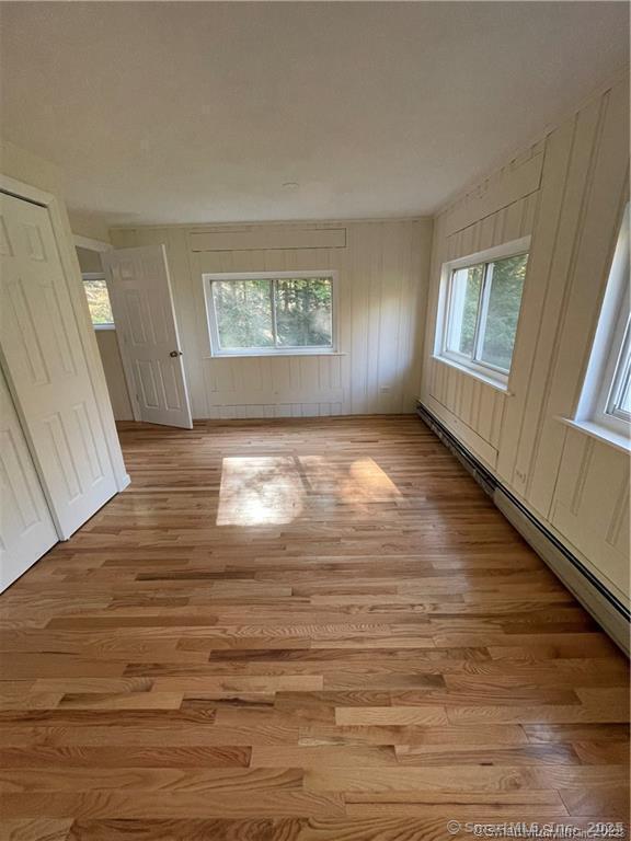 Redding, Connecticut 06896, United States, 3 Bedrooms Bedrooms, ,2 BathroomsBathrooms,Residential,Active,199195