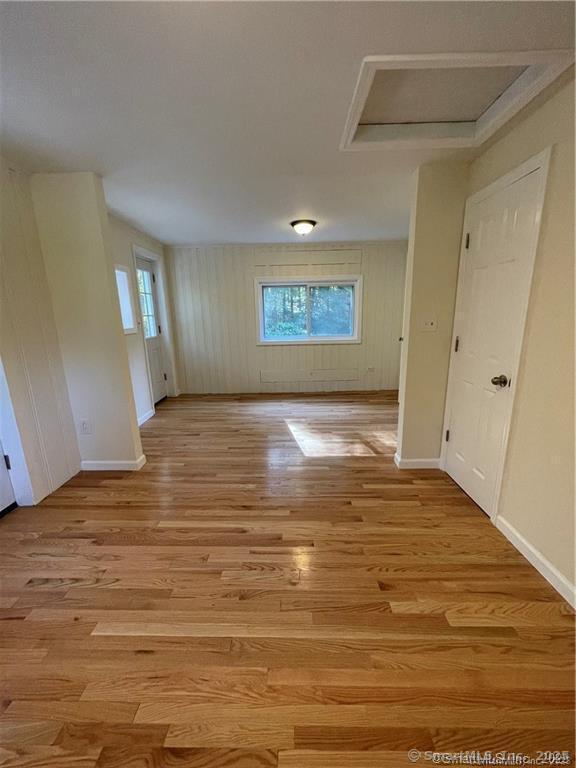 Redding, Connecticut 06896, United States, 3 Bedrooms Bedrooms, ,2 BathroomsBathrooms,Residential,Active,199195