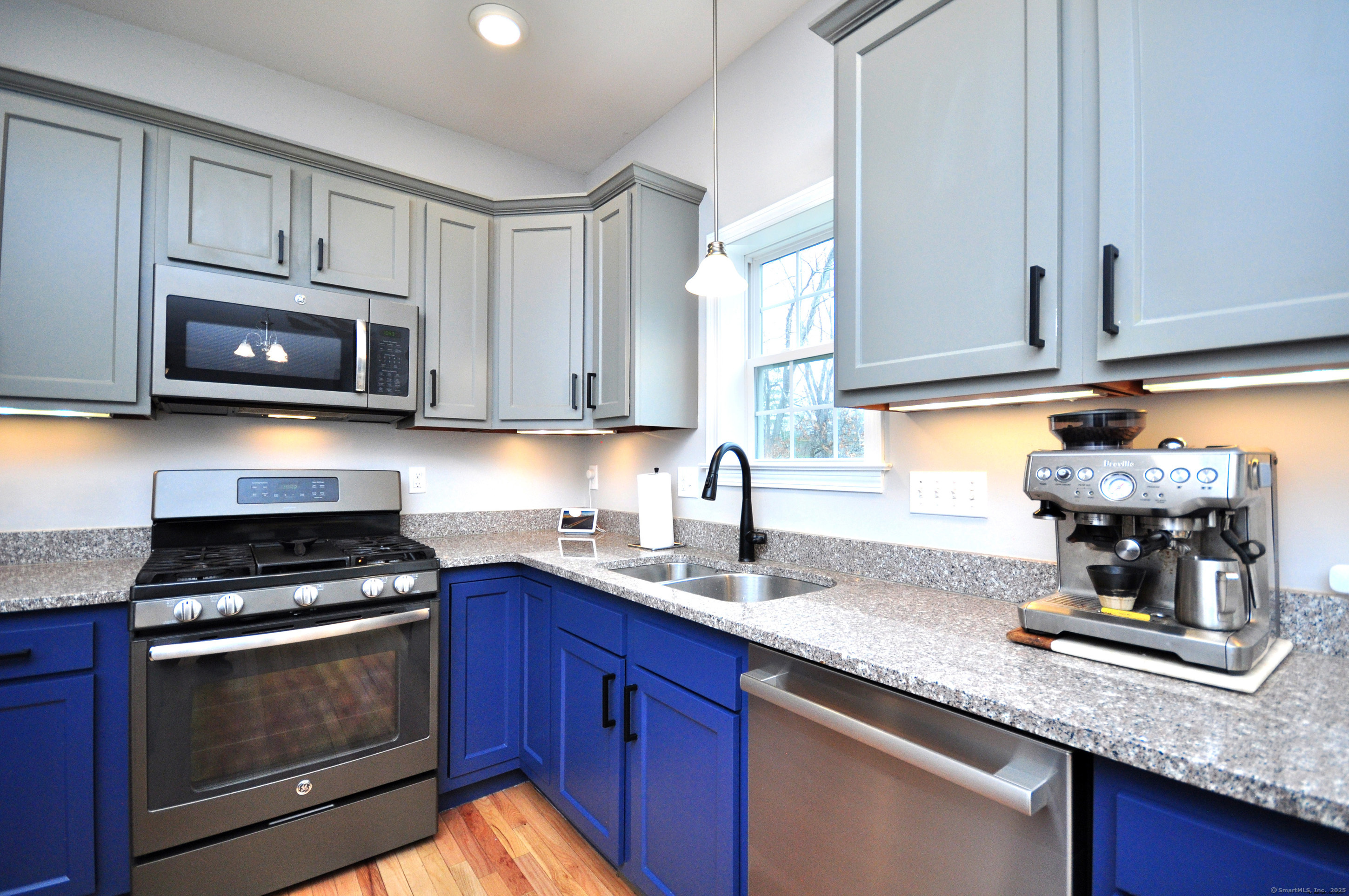 1 Gatehouse Road, Granby, Connecticut image 8