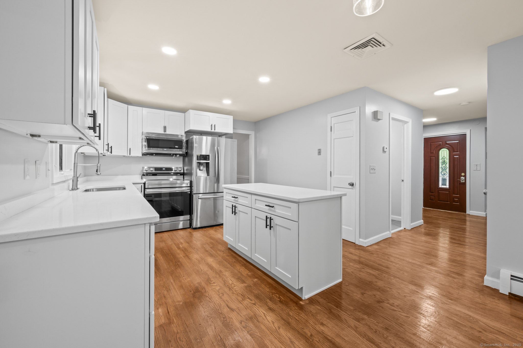 7 Woodmont Road