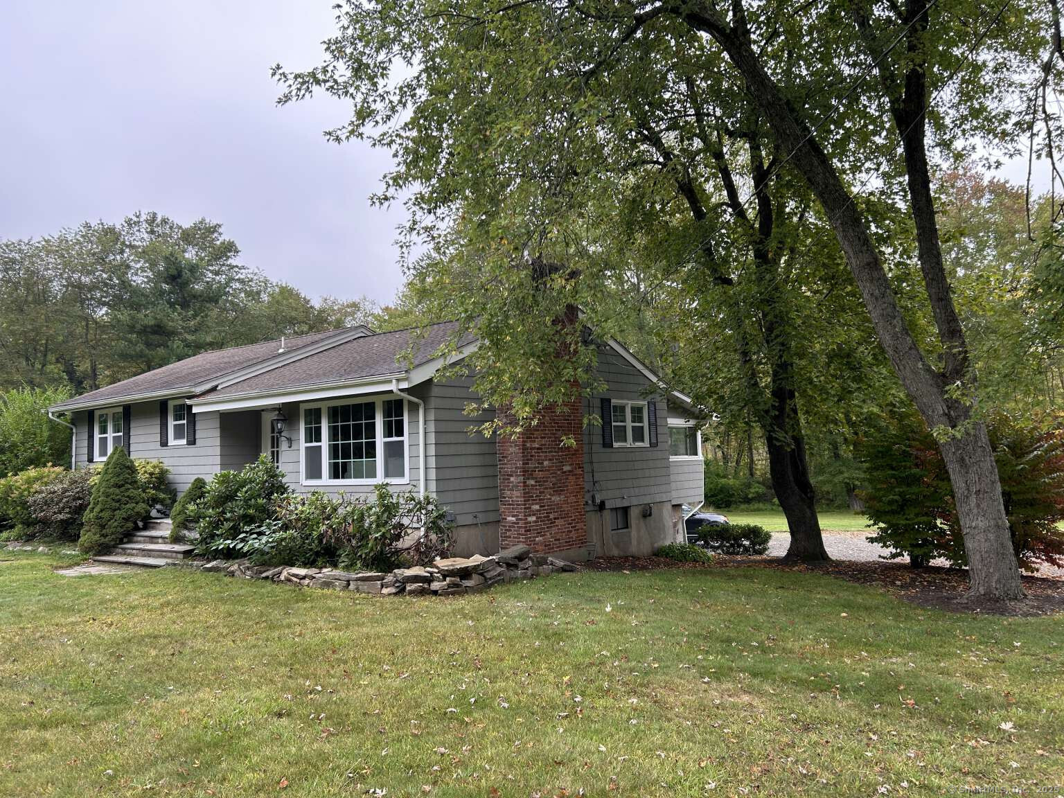 18 Great Meadow Road
