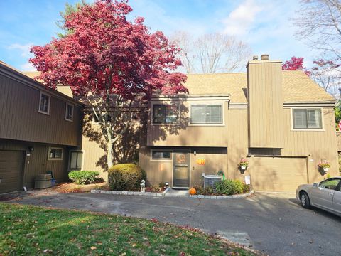 289 Agawam Drive Unit B, Stratford, CT 06614 - #: 24138784