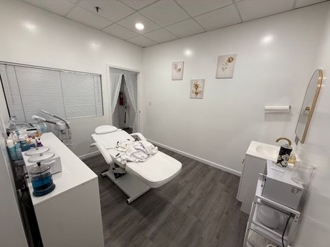 Tiny photo for 333 East Street #1, Plainville, CT 06062 (MLS # 24148889)