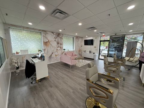 Tiny photo for 333 East Street #1, Plainville, CT 06062 (MLS # 24148889)