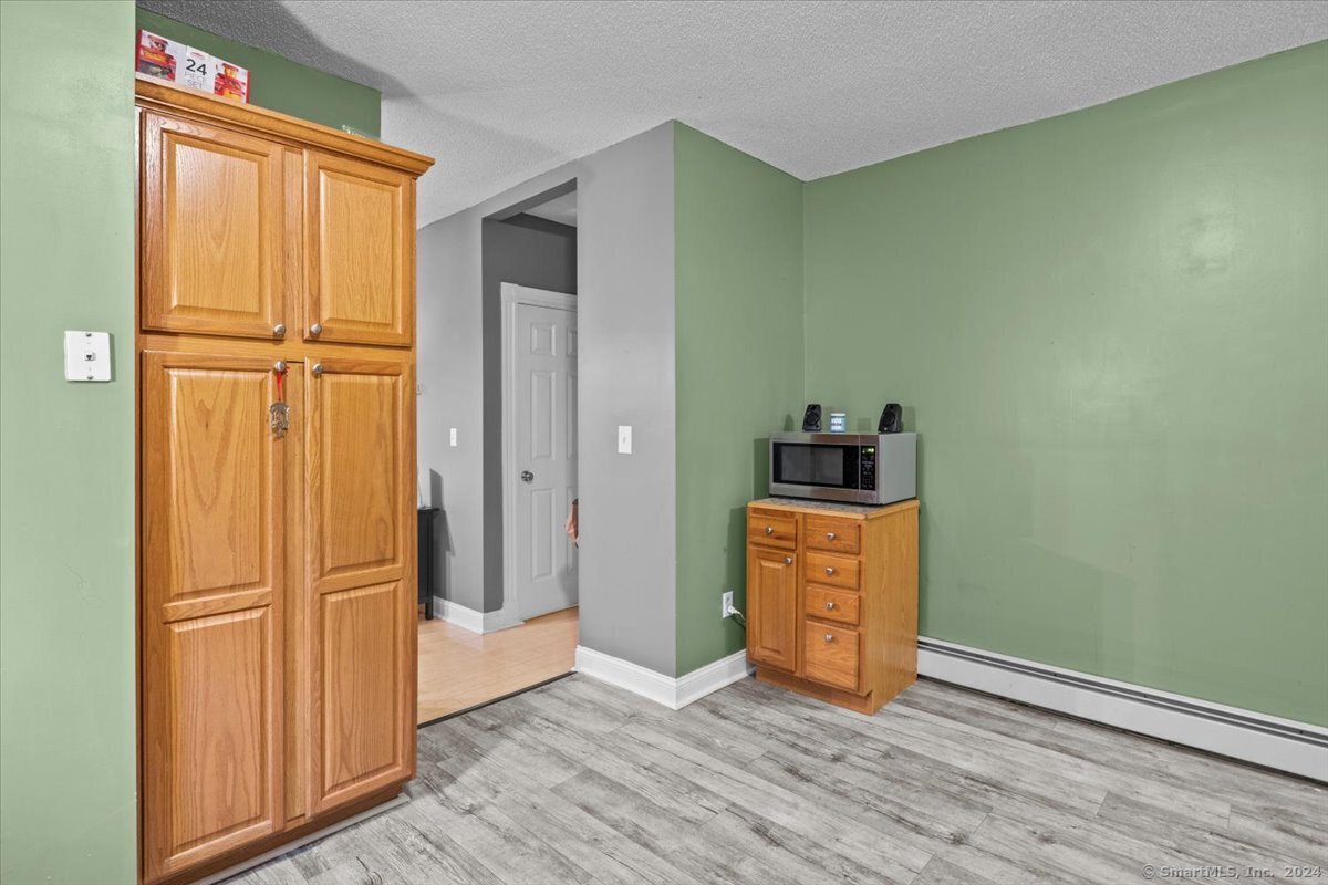 2 Putnam Heights, Hartford, Connecticut image 8