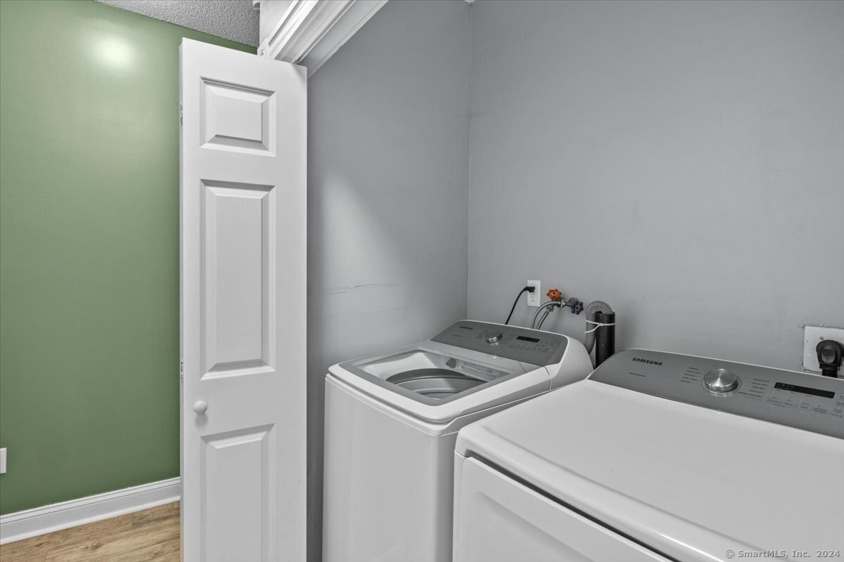 2 Putnam Heights, Hartford, Connecticut image 9