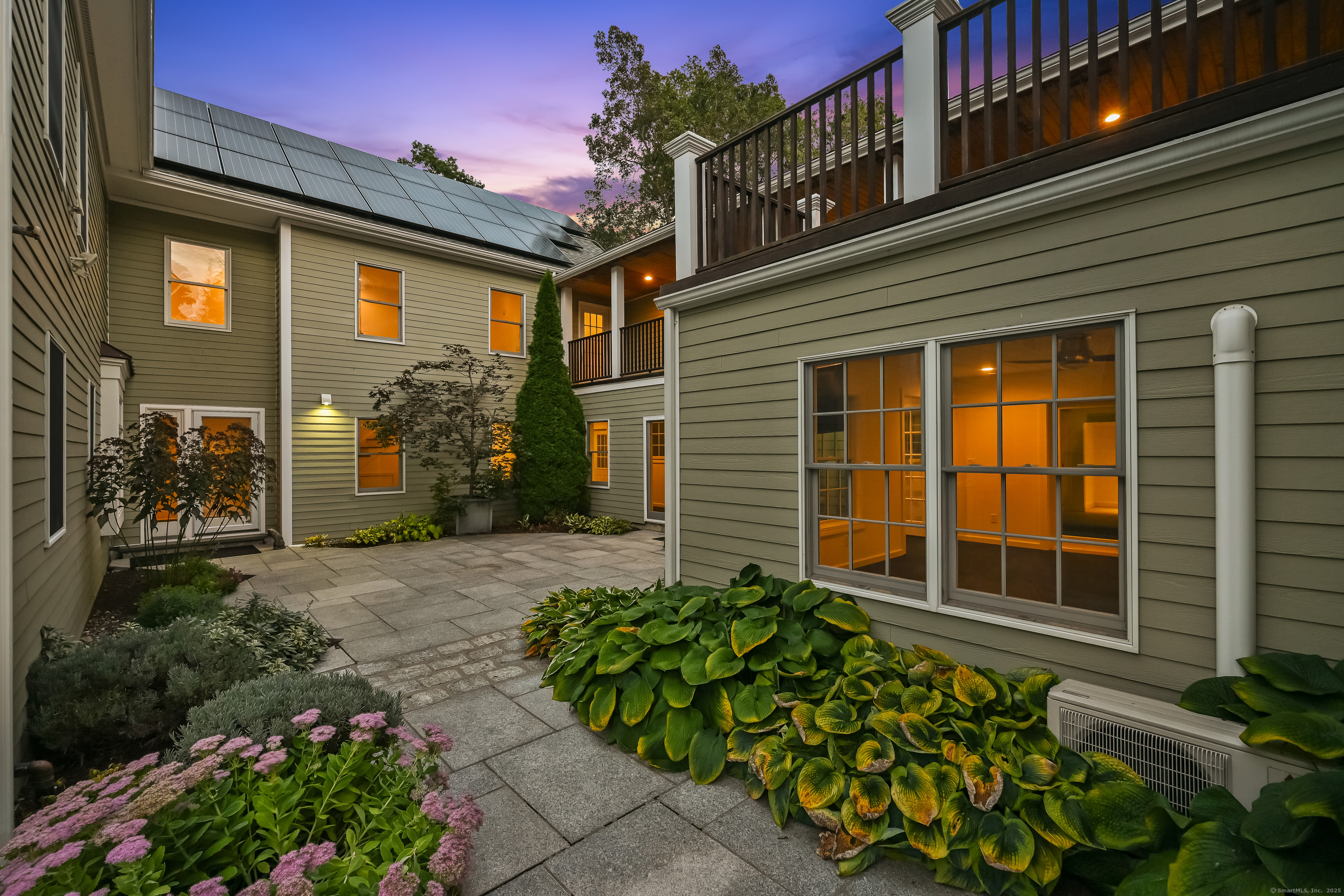 17 Pequot Drive