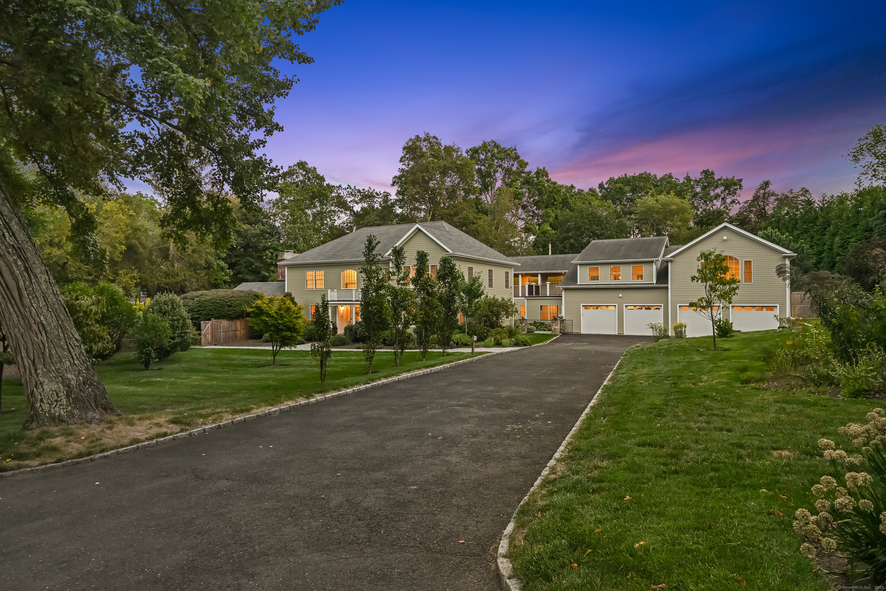 17 Pequot Drive