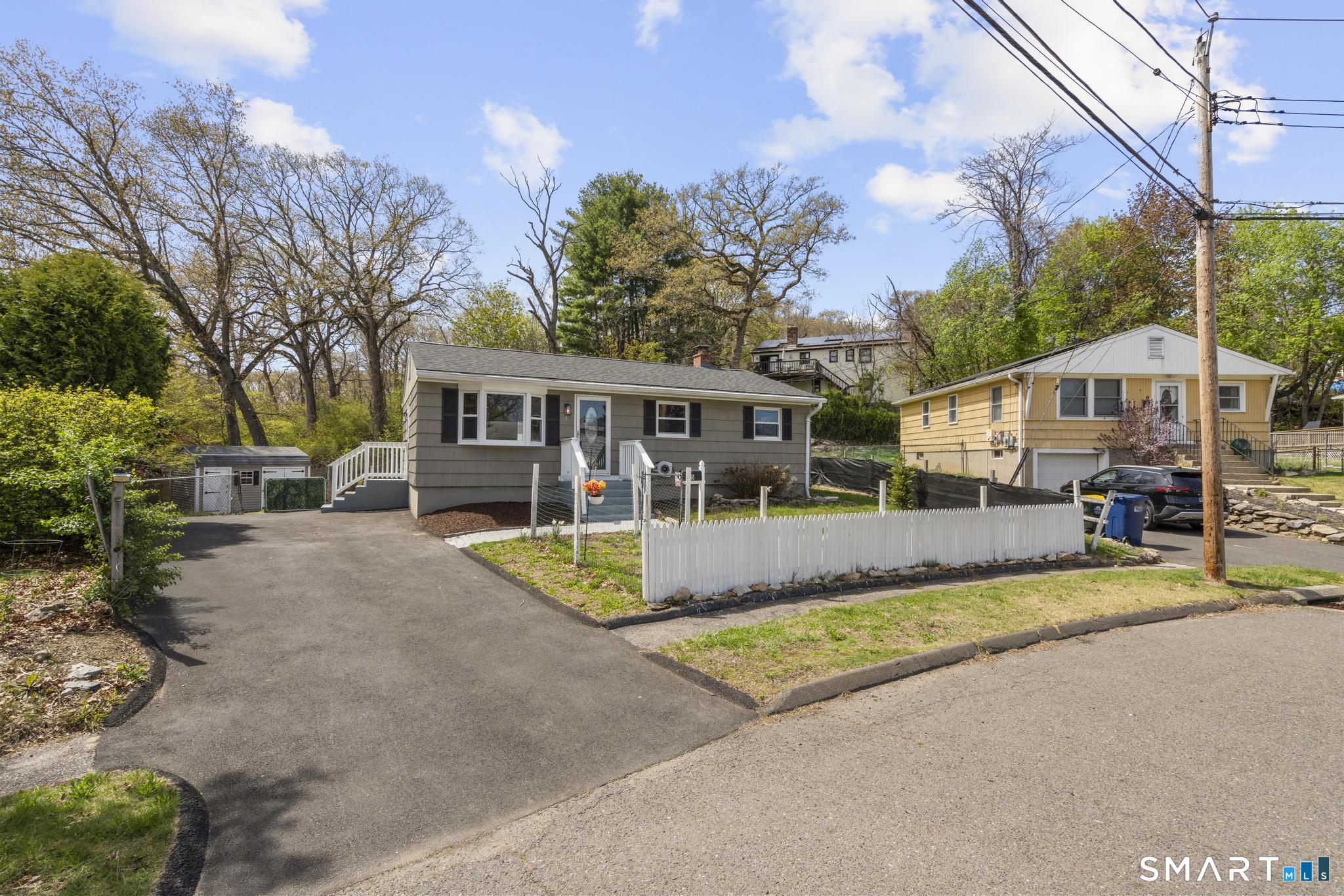 5 Elaine Drive