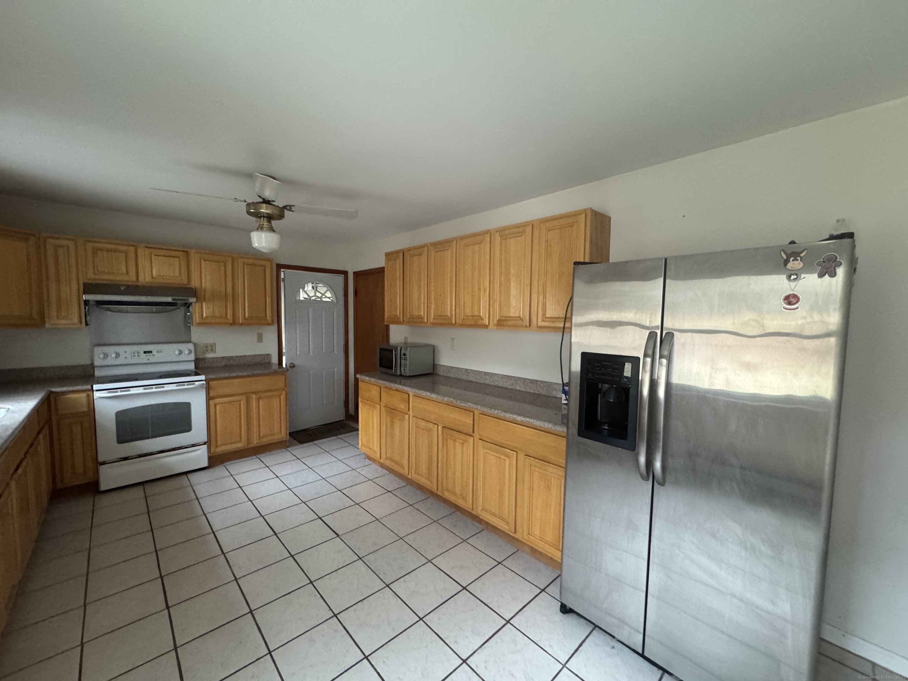 499 Kitemaug Road, Montville, Connecticut image 4