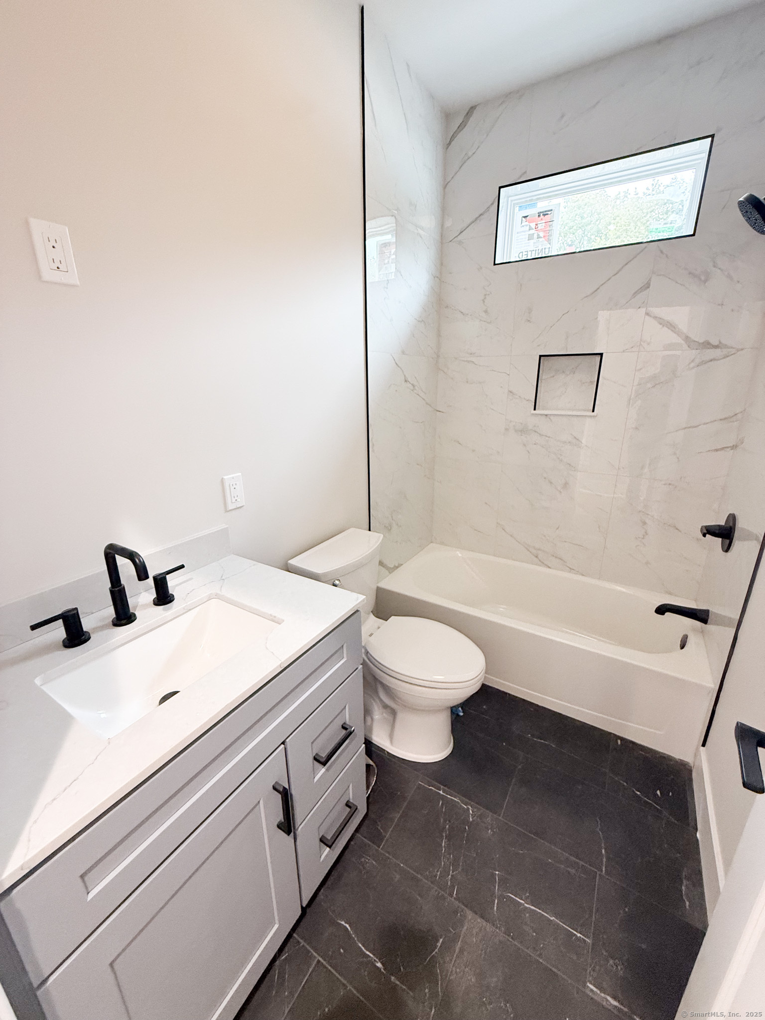 Berlin, Connecticut 06037, United States, 3 Bedrooms Bedrooms, ,2 BathroomsBathrooms,Residential,Coming Soon,163121