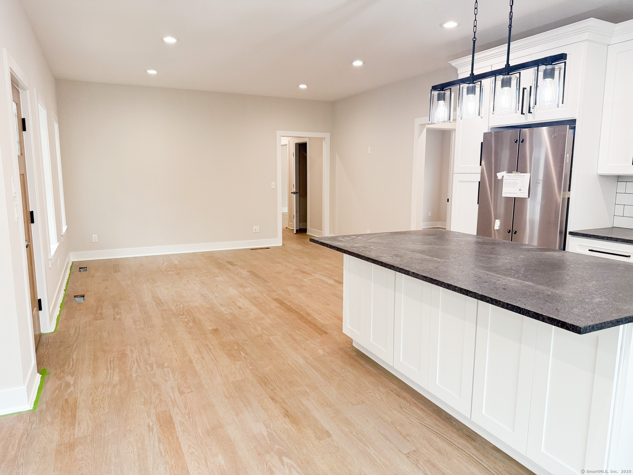 Berlin, Connecticut 06037, United States, 3 Bedrooms Bedrooms, ,2 BathroomsBathrooms,Residential,Coming Soon,163121