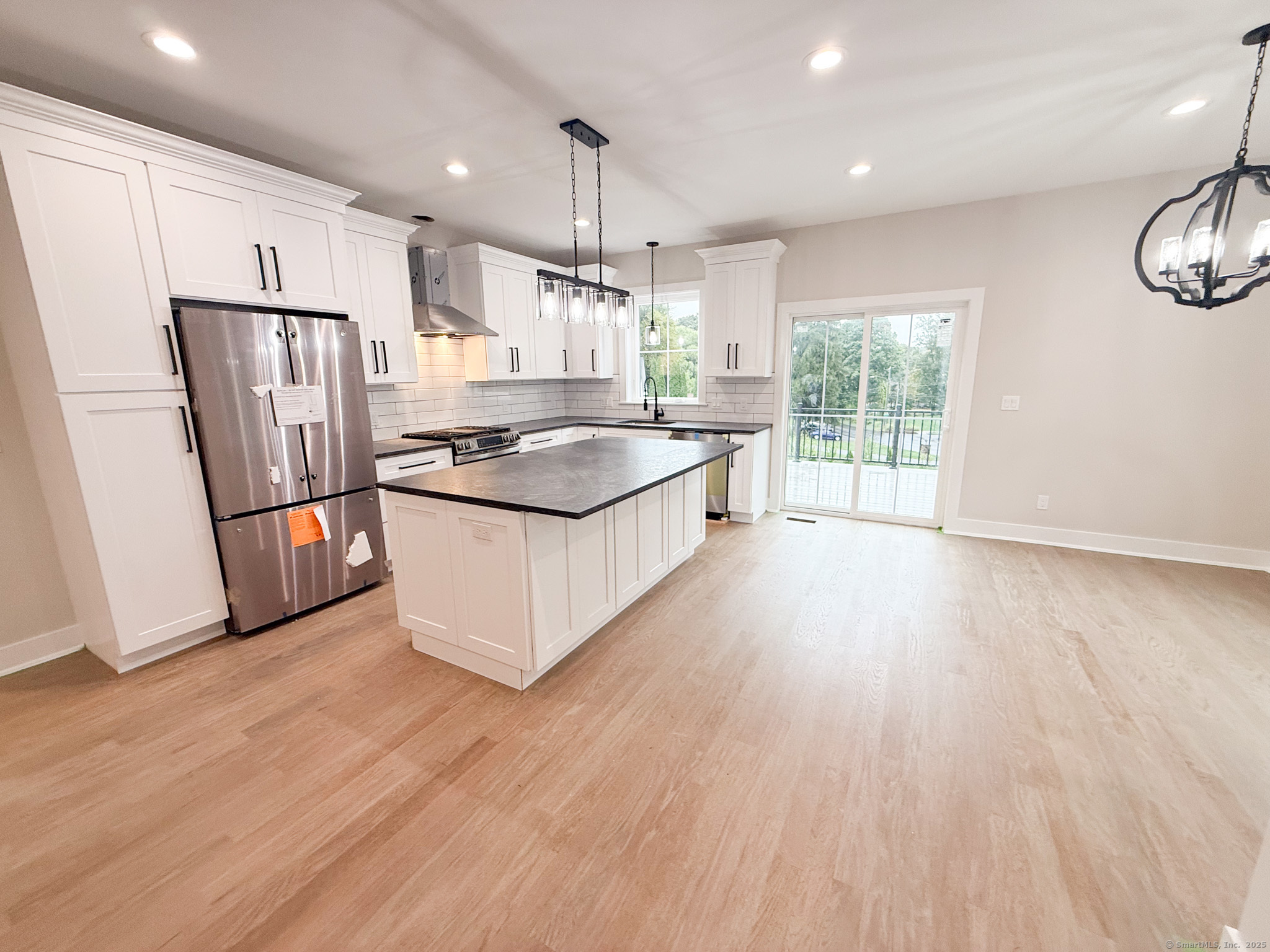 Berlin, Connecticut 06037, United States, 3 Bedrooms Bedrooms, ,2 BathroomsBathrooms,Residential,Coming Soon,163121