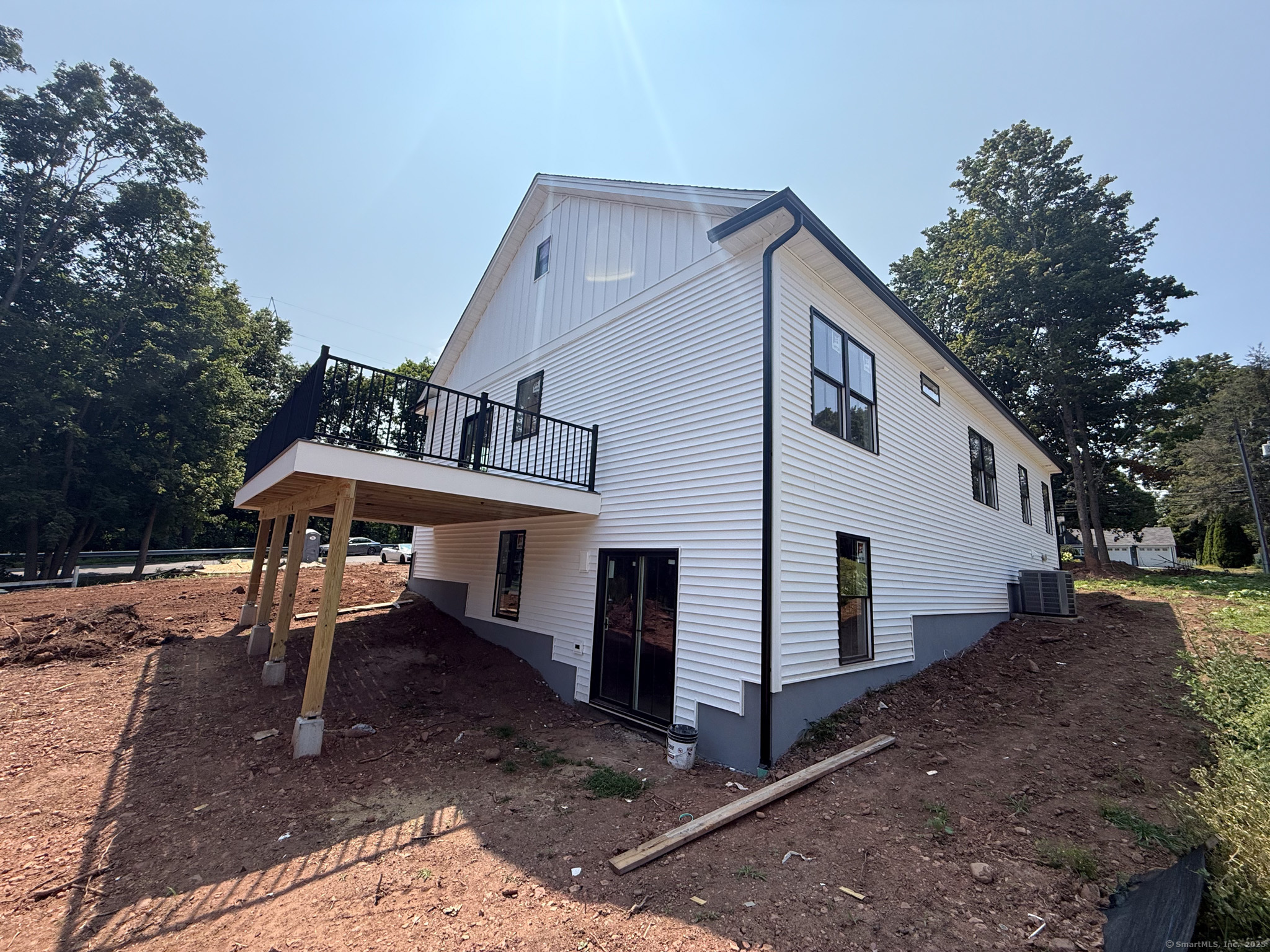 305 Lincoln Street