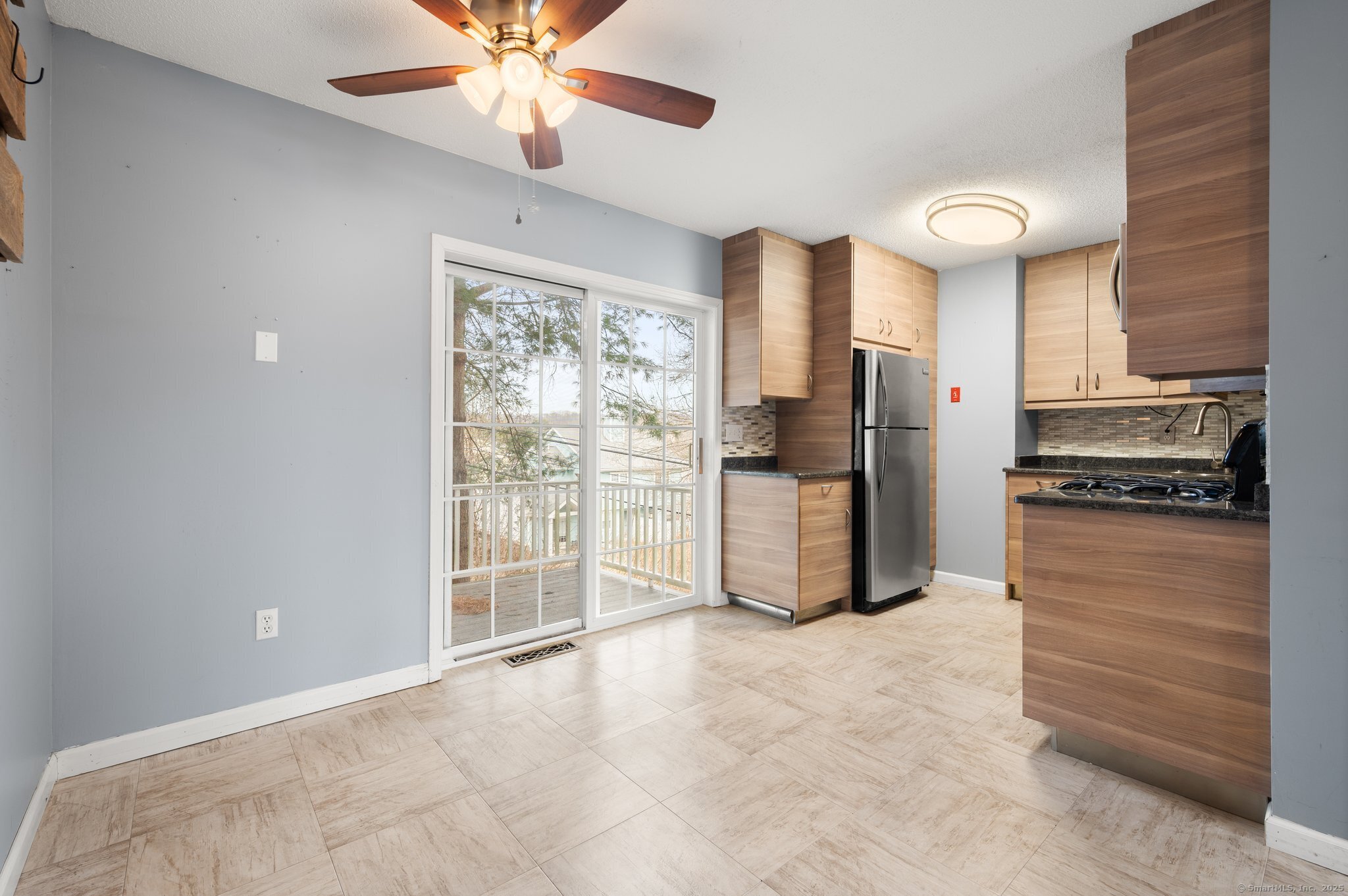 46 Thames Height Lane #46, Groton, Connecticut image 3