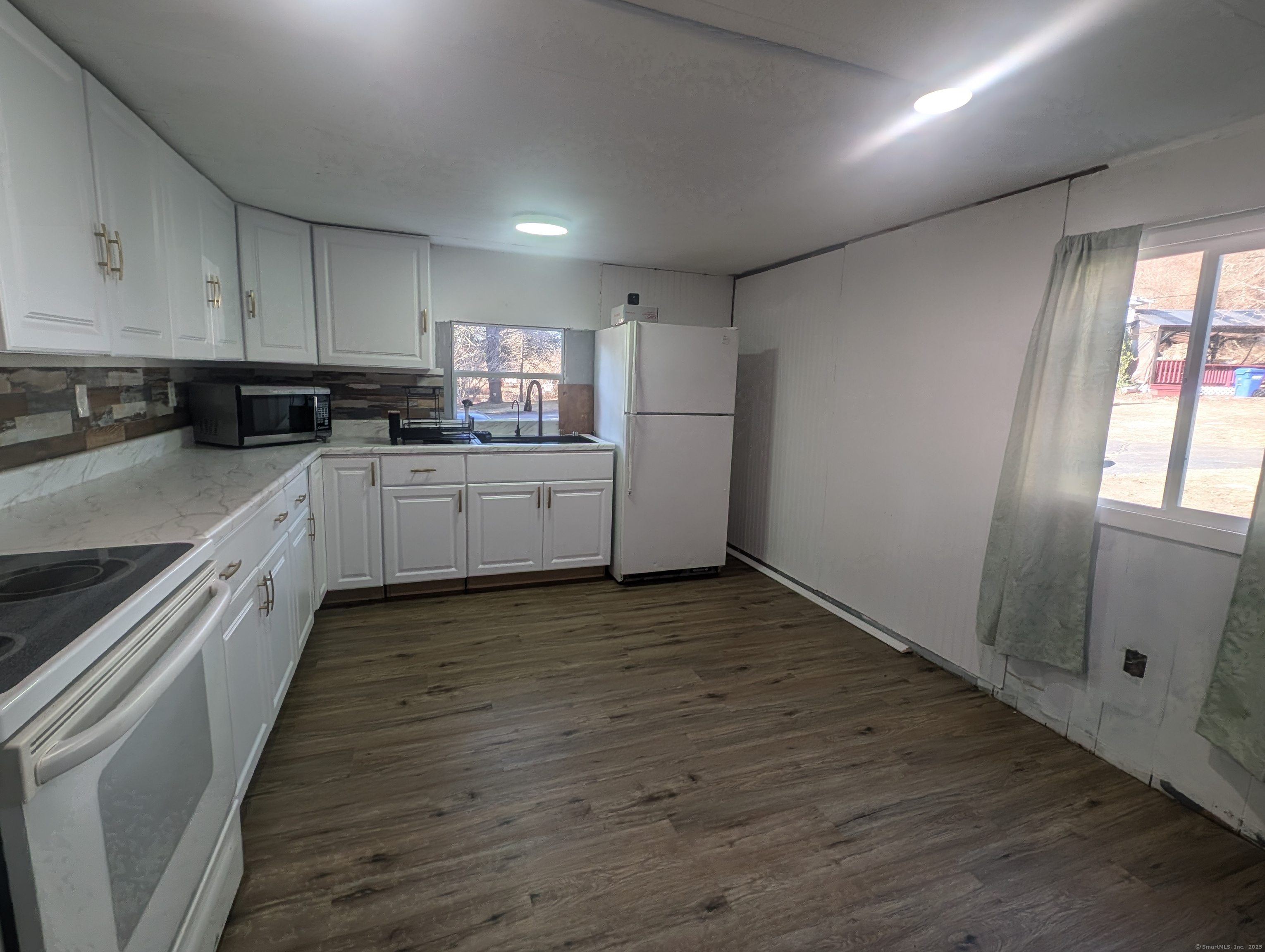 234 H Street, Groton, Connecticut image 6