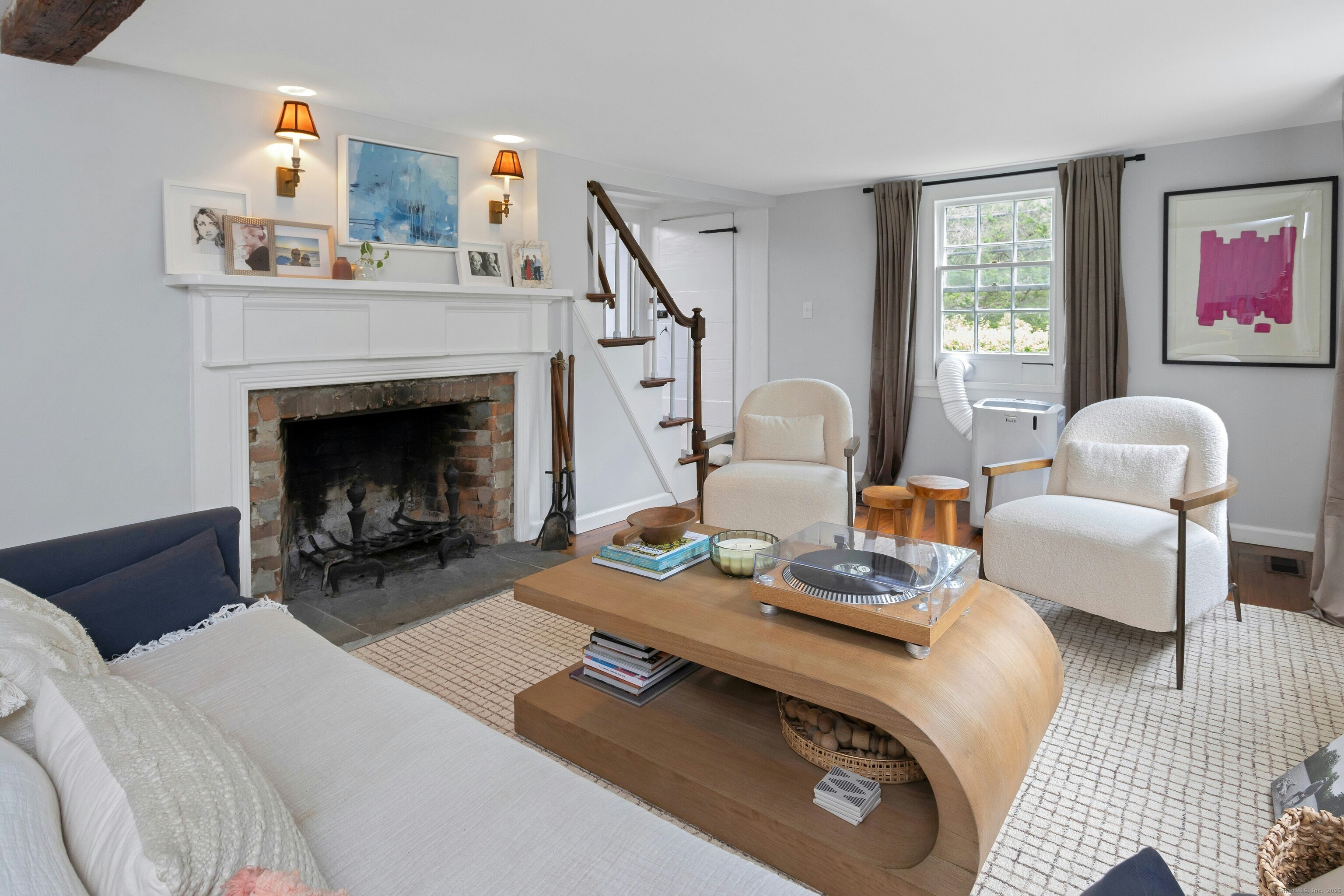 112 Easton Road