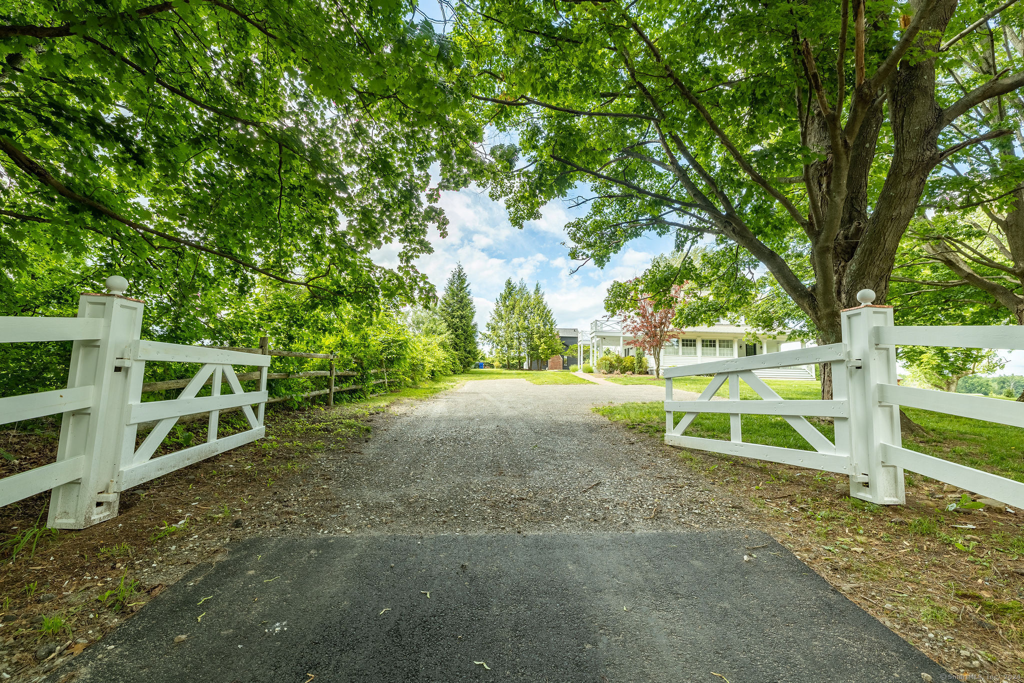 429 Chestnut Land Road, New Milford, Connecticut image 2