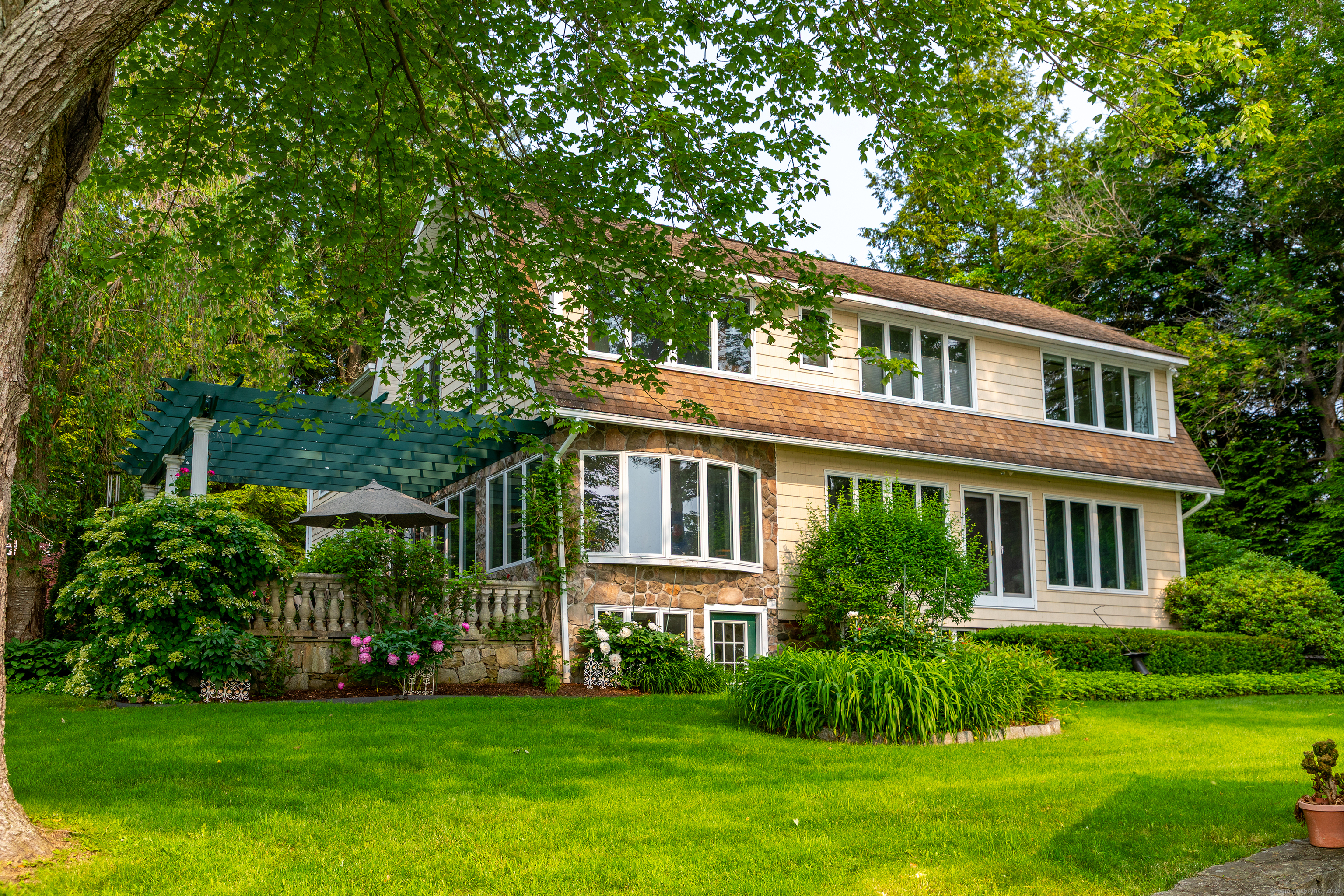 98 Island Trail