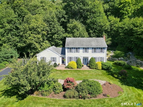 Homes For Sale - 121 Amanda Drive<br/> Manchester, CT 06040