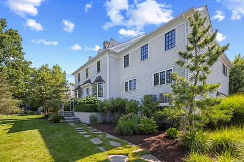 A home in Darien