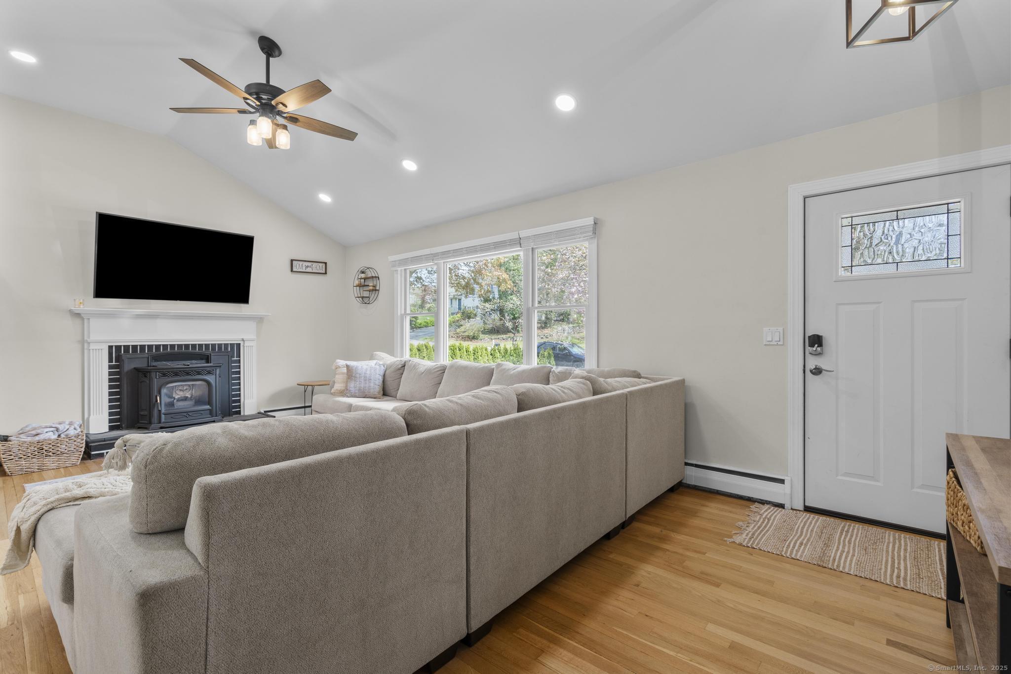 5 Kingsbury Road, Norwalk, Connecticut image 8