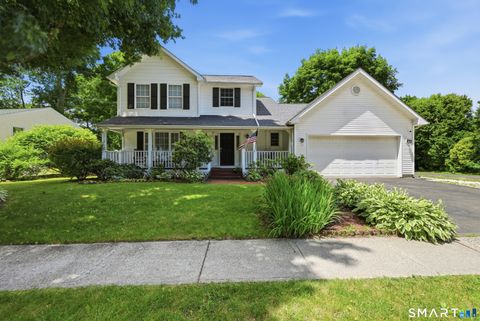 Photo of 2-B Topstone Drive, Bethel, CT 06801 (MLS # 24184703)