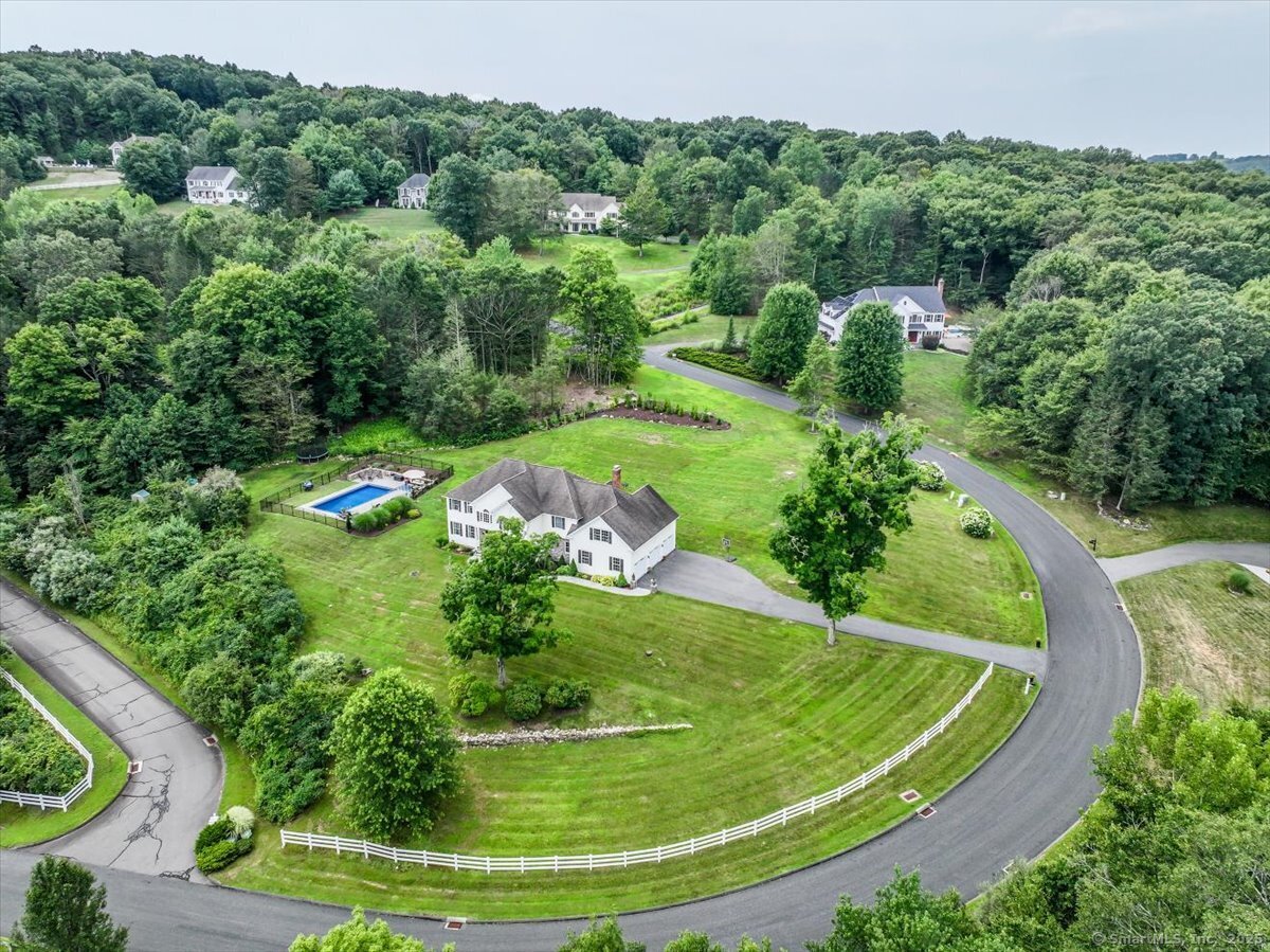 55 Country Woods Lane