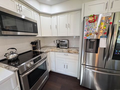 Tiny photo for 32 Karen Court #b, Bridgeport, CT 06606 (MLS # 24142493)