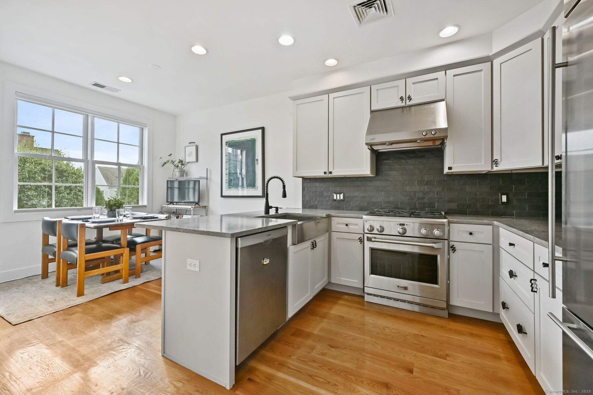 77 Havemeyer Lane 46