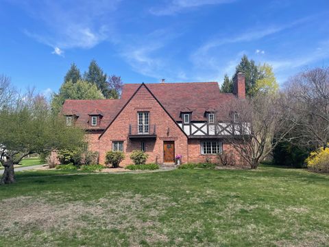 386 Bloomfield Avenue West Hartford CT 06117