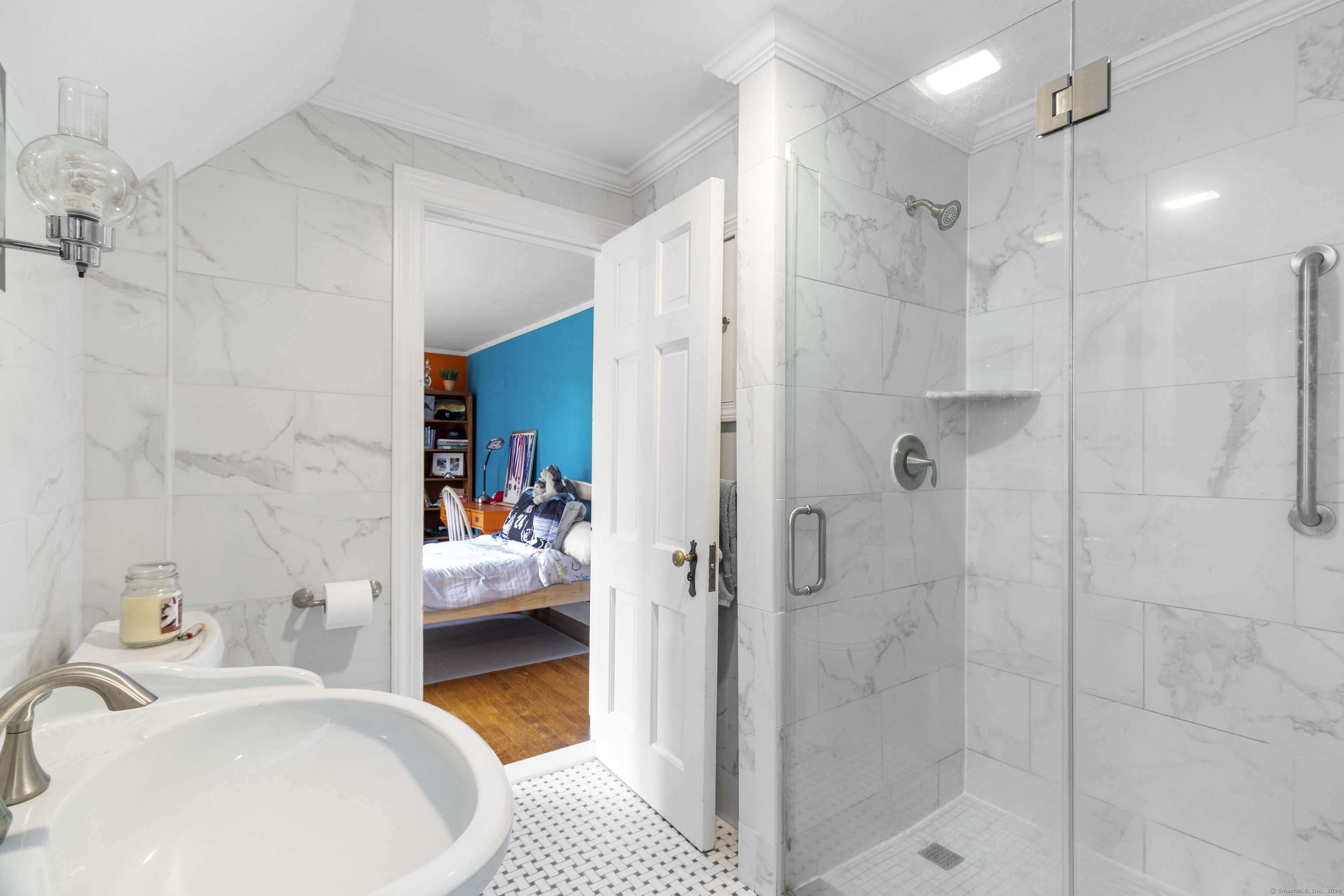 386 Bloomfield Avenue, West Hartford, Connecticut image 23