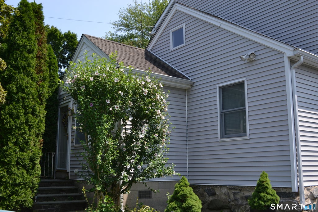 Photo of 40 Emma Road, Stamford, CT 06905 (MLS # 24196285)