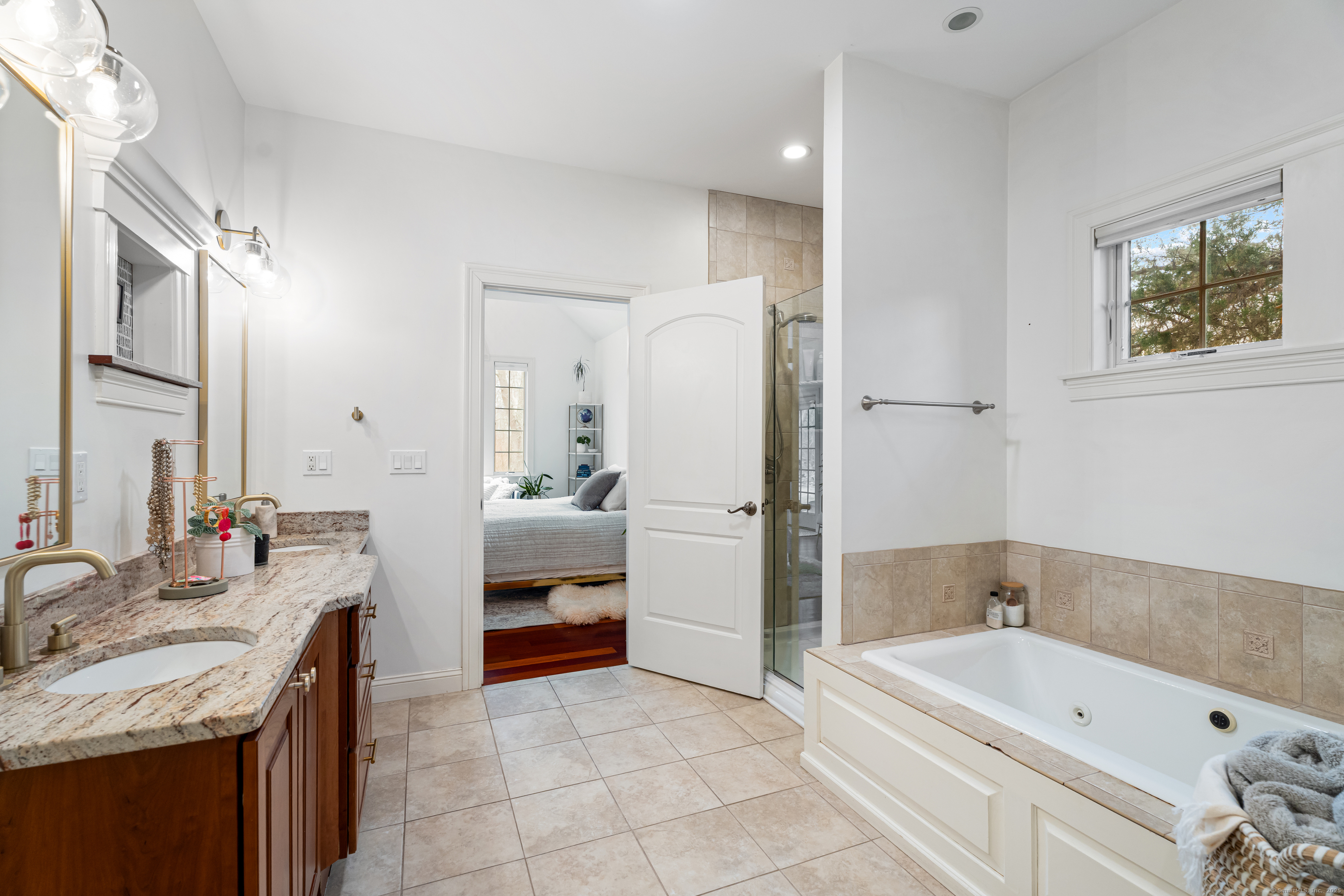 16 Perkins Farm Road, Waterford, Connecticut image 22