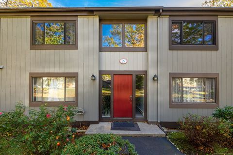 29 Harbour Village D Branford CT 06405