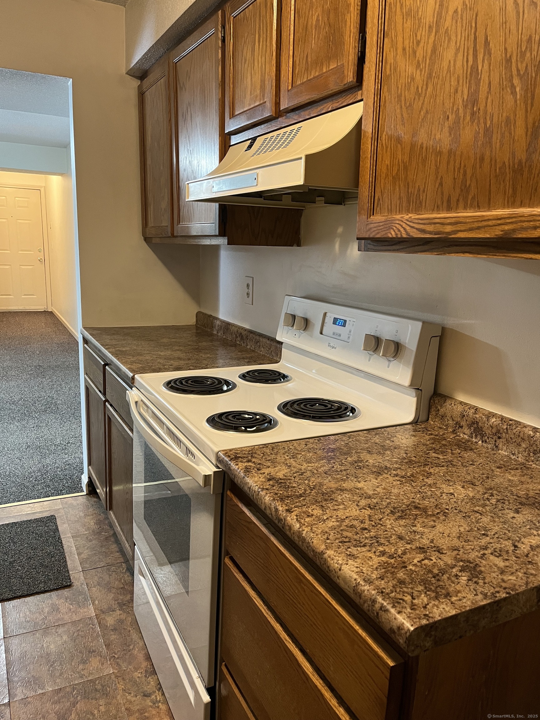 10 Concorde Way #A2, Windsor Locks, Connecticut image 11