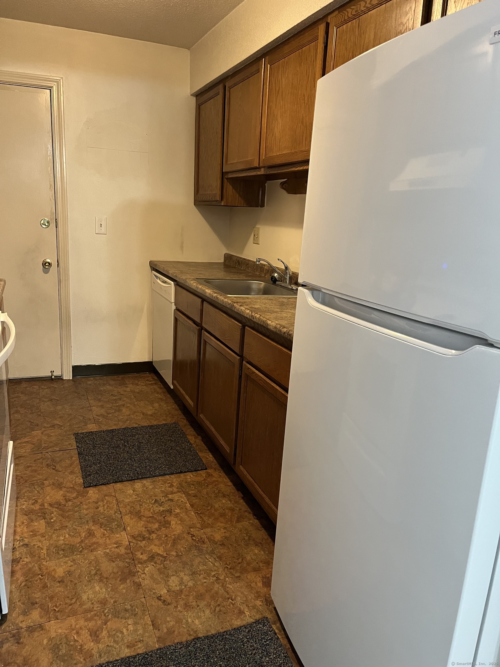 10 Concorde Way #A2, Windsor Locks, Connecticut image 12