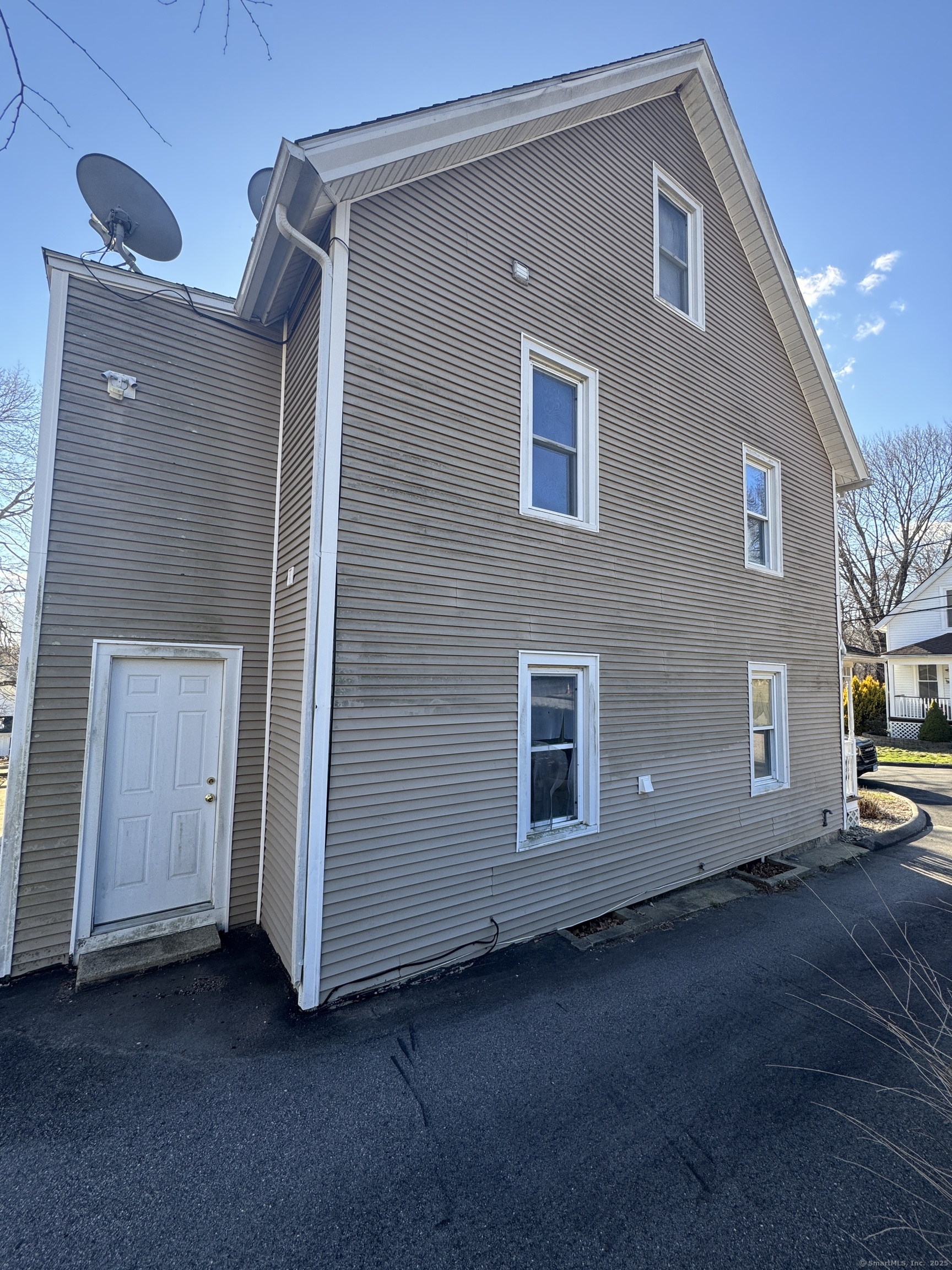7 Carver Avenue, Norwich, Connecticut image 3