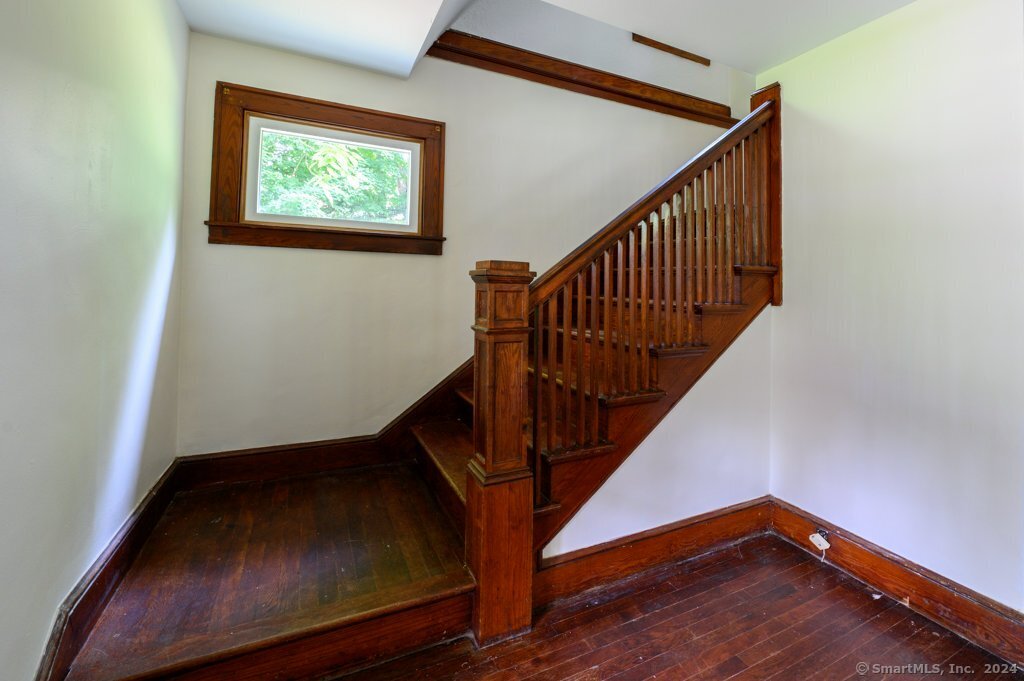 250 Terryville Avenue, Bristol, Connecticut image 16
