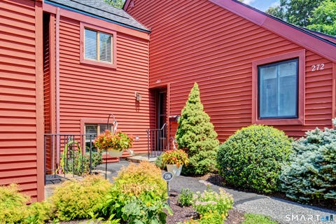 Photo of 272 Hollister Way W #272, Glastonbury, CT 06033 (MLS # 24198690)