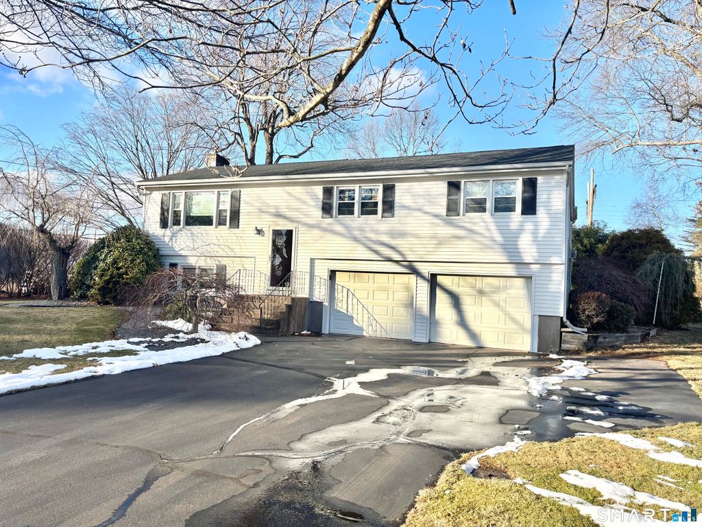 Photo of 75 Tracy Drive, Vernon, CT 06066 (MLS # 24148194)