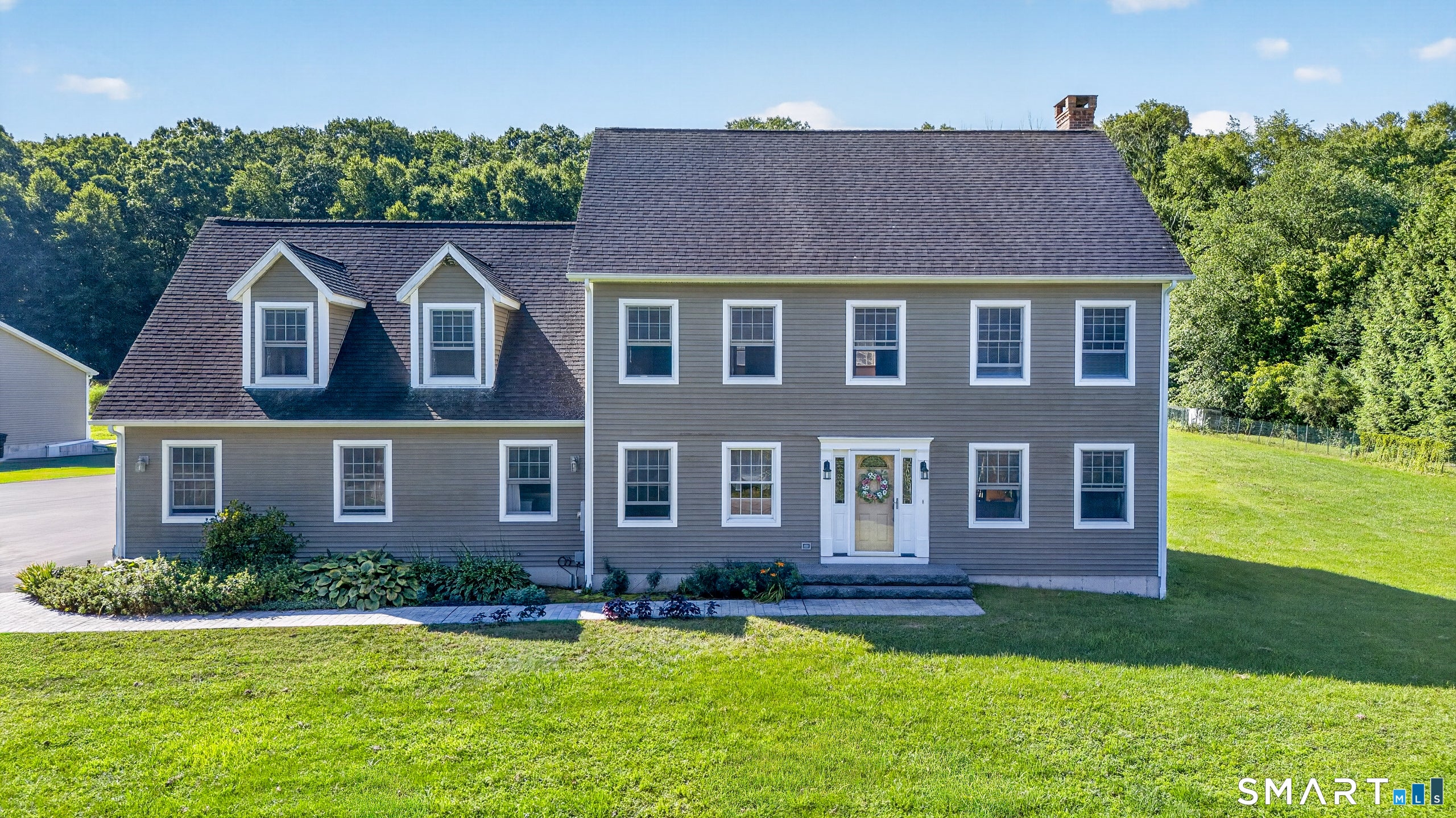 160 River Road